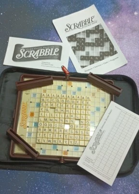 Hasbro Juego Scrabble Folio Edición Viaje Repuestos y Piezas Azulejos a Presión Foto 1 de 4