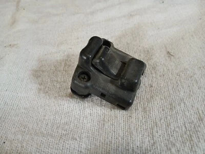 Toyota 4Runner 1984-1989: techo rígido deslizante trasero ventana lateral pestillo individual Foto 1 de 4