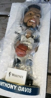 New Orleans Pelicans Bobblehead NBA SGA 2016-2017 Anthony Davis  Foto 1 de 4
