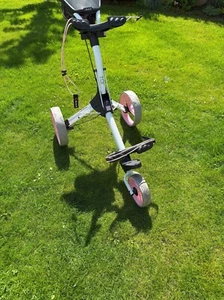 Big MAX IQ+ 3-Rad GOLFTROLLEY Weis-Pink - Leicht gebraucht - sehr guterhalten - Bild 1 von 7