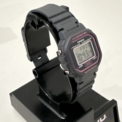 Casio LA20WH-8A, Illuminator, Digital Gray Resin Watch, Chronograph, Alarm - Image 1 of 4