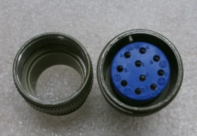 AMPHENOL MS3106A18-1S CIRCULAR CONNECTOR SOCKET 10-PIN #290T - Image 1 of 4