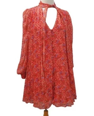 Mini Vestido Trapecio Plisado Floral Caprichoso Lazo en el Coño Talla Pequeña de ASOS Fairycore Ditsey Foto 1 de 4