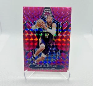 Jonas Valanciunas /149 - 2023-24 Panini Mosaic Pink Prizm #193 - Pelicans - SP - Picture 1 of 2