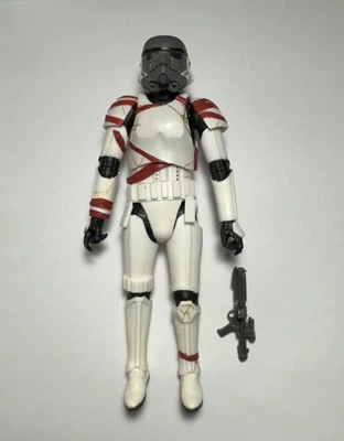 Figura Ahsoka Star Wars The Black Series Ashoka Night Trooper 6" Foto 1 de 2