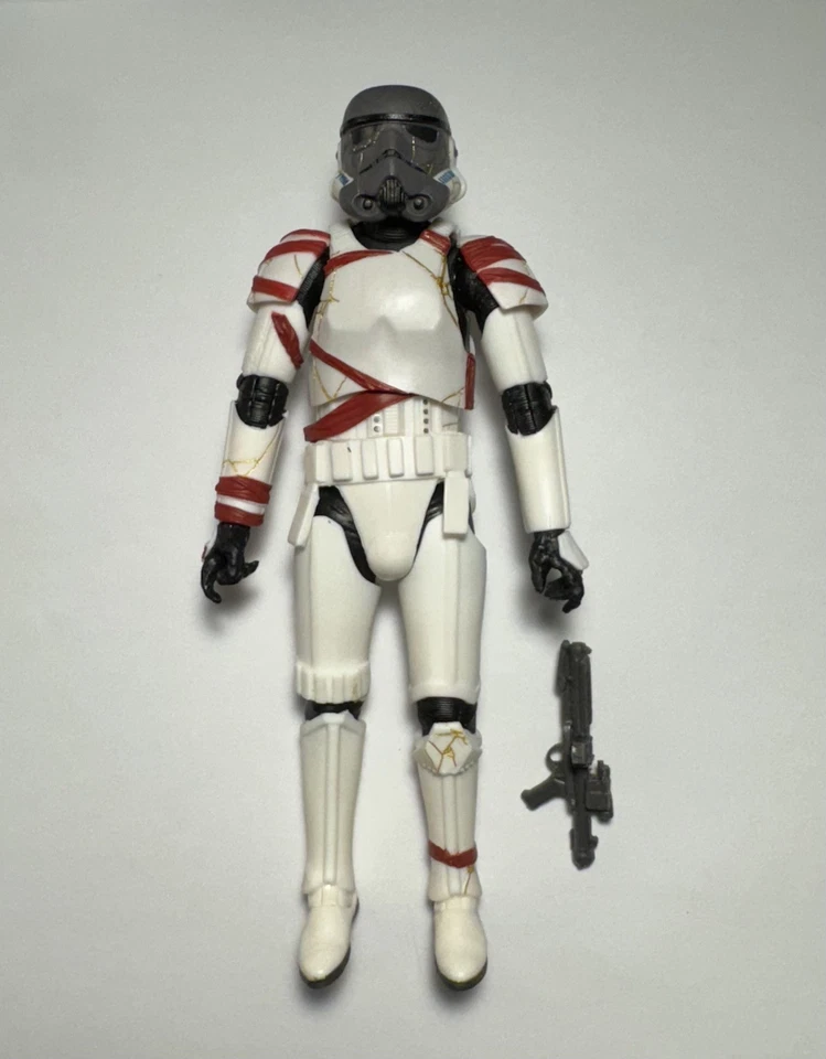 Figura Ahsoka Star Wars The Black Series Ashoka Night Trooper 6" Foto 1 de 2