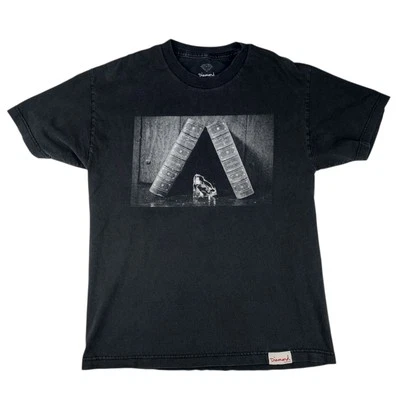 Camiseta Masculina Diamond Supply Life and Times Skate Grande Preta Skate EUA - Imagem 1 de 4