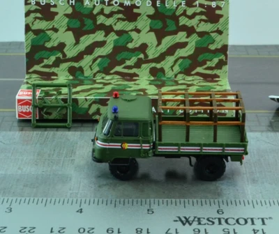 Camión militar Busch 50227 Alemania Oriental ROBUR LO 2002 A escala 1:87 HO Foto 1 de 2