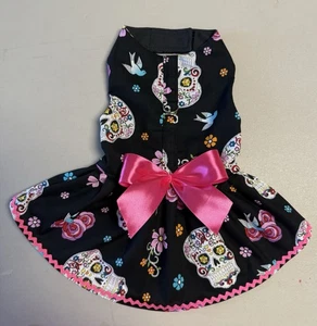 Hundekleidung Geschirr Kleid mit Schleife & Besatz Größe: 7 Small - Bild 1 von 1