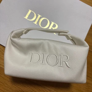 Christian Dior JAPAN Novelty white clutch Pouch hand mini bag vanity button 2025 - Picture 1 of 3