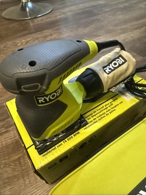 RYOBI 2 Amp Corded 1/4 Sheet Sander With Tool Bag (2) - Image 1 of 4