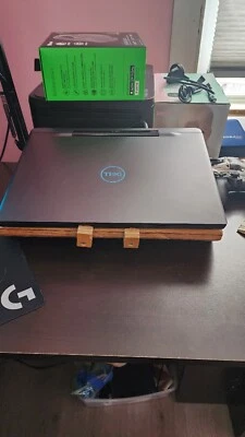 Dell G5 17 7590 i7-9750H 2.60 GHz 15.6 in 256 GB SSD 1 TB HDD 16 GB RAM Foto 1 de 4