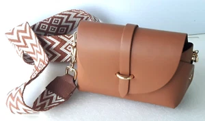 BORSE IN PELLE Vera Italy ~Brown Genuine Leather ~ Shoulder Crossbody Bag Small - Picture 1 of 21