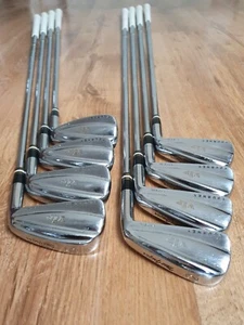 MacGregor Turnier VIP V-Folie 1025c Eisen Set 2-9 S300 steifer Flex - Bild 1 von 12
