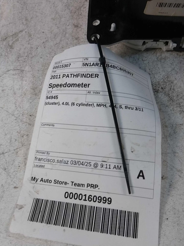 Used Speedometer Gauge fits: 2011 Nissan Pathfinder cluster MPH 6 cylinder 4x4 A Foto 1 de 4