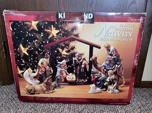 Kirkland 12 Piece Porcelain Nativity Set with Creche Model 75177 Christmas - Picture 1 of 8