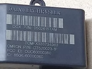 CHRYSLER/DODGE/JEEP SKIM IMMOBILIZER TRANSCEIVER MODULE P/N 05026157AM - Picture 1 of 8