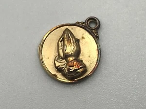 Vintage Hayward Sterlingsilber Gelassenheit betende Hände 3/8" Charm C4 - Bild 1 von 5