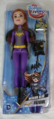 Nuevo DC Super Hero Girl BATGIRL con Mission Gear 12" Figura de Acción Muñeca Muñecas Foto 1 de 4