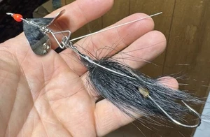 VTG Fishing Lure Floyd's Buzzer Blue Fox USA Large Muskie Spinner Bait Black - Picture 1 of 7