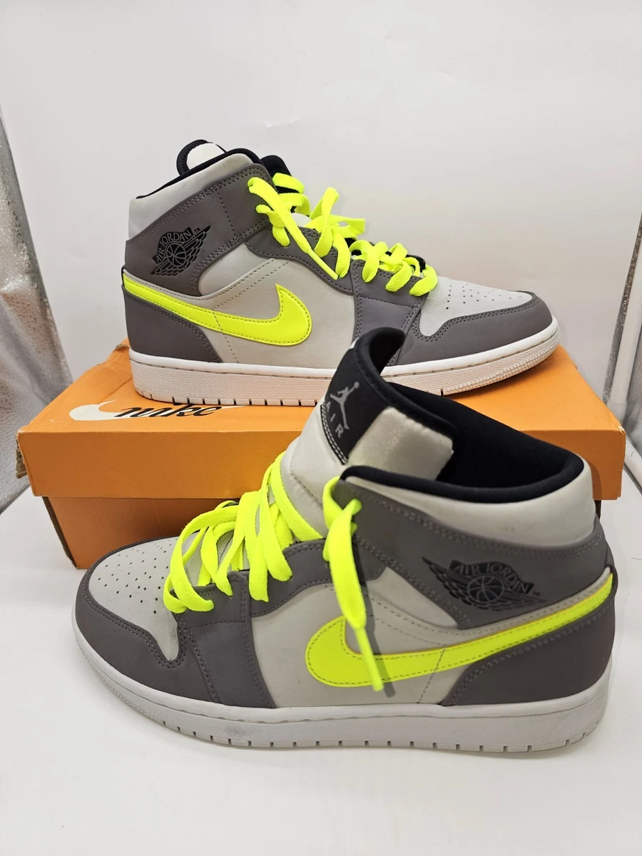 【最終値下げ】新品 Air Jordan 1 Mid Gunsmoke Volt Jordan 1 Mid Gunsmoke Volt for Sale - Authenticity Guaranteed - eBay
