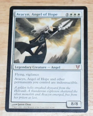MTG Rare Avacyn, Angel of Hope Legendary Angel Avacyn Restored - Image 1 of 2