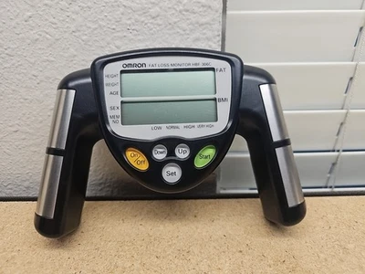 Monitor rastreador de IMC de pérdida de grasa Omron HBF-306C - negro - probado funcionando (E6) Foto 1 de 4
