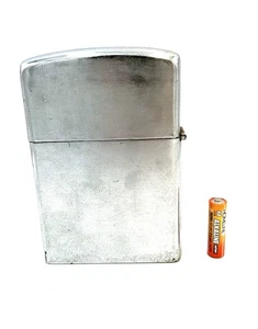 Encendedor abatible tamaño gigante sin marca Japón sin chispas usado sin probar recargable - Imagen 1 de 16