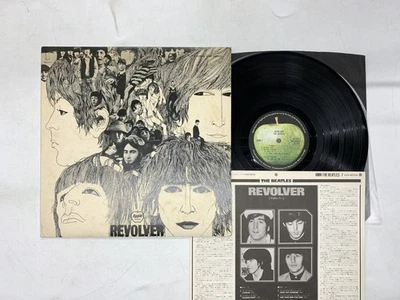 The Beatles Revolver Japan LP [60939ER] - Image 1 of 2