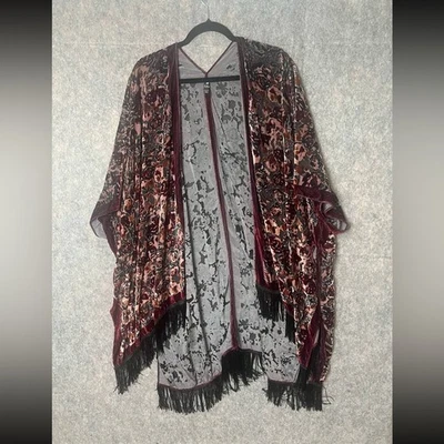 Kimono Echo Feminino Tamanho Único Veludo Paisley cor vinho burnout - Imagem 1 de 4