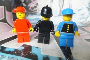 THREE FIGURES - LEGO MINI FIGURE REF C1592 - Picture 1 of 2