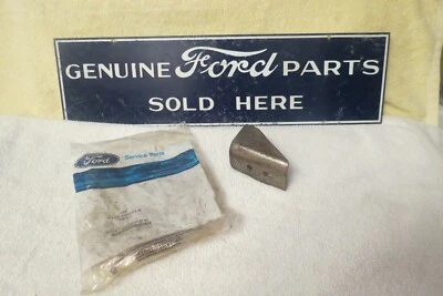 Soporte delantal guardabarros derecho Ford Escort 1991-2003 nuevo OEM F1CZ-16A023-A #972 Foto 1 de 4