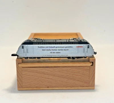 Z Scale Marklin Mini-Club BR120 -51 Int.Spiel SBB Eletric Locomotive Wood Case - Image 1 of 4
