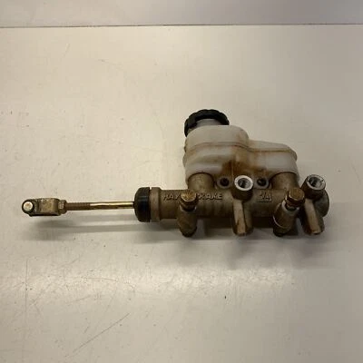 Главный цилиндр Tandem Asm - 2012 Polaris RZR XP 900 | оранжевый/черный - Изображение 1 из 4