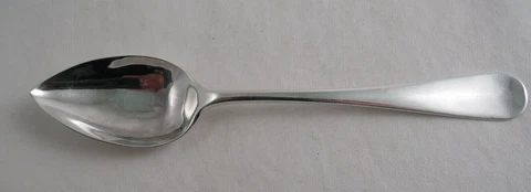 CRICHTON QUEEN ANNE RATTAIL Sterling Citrus Spoon(s) Armorial Heraldic Crest Cover