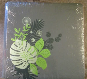 Creative Memories 12x12 BOHO ESCAPE Fast2Fab Stone Green Mica Foiled Album 2021 - Picture 1 of 3