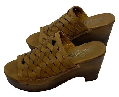 Zueco para mujer Naughty Monkey talla 6,5 tacón de cuña correa tejida de cuero hobo hippie Foto 1 de 4