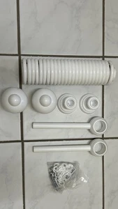 Gardinen Stilganitur, weiß , mit alle dazu gehörigen teilen ,ohne Stange , NEU - Bild 1 von 2