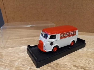 PEUGEOT "D4A" fourgon apéritif "Mattei"    SOLIDO  code 3  1:43 - Photo 1/3
