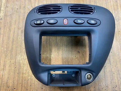 Radio estéreo envolvente Ford Falcon Fairmont/Fairlane AU S1 Ghia aire acondicionado tablero Foto 1 de 4