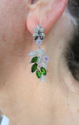 PENDIENTES DIOPSIDO CROMADO, ZAFIRO AZUL/ROSA, CIRCONITA CÚBICA 14kwg/plata 925 chapada en rodio Foto 1 de 3