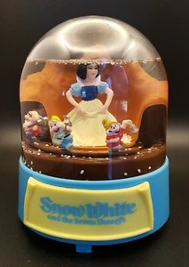 DISNEY Rotating Snow White and the Seven Dwarfs Musical Snow Globe Hi-Ho - Picture 1 of 4