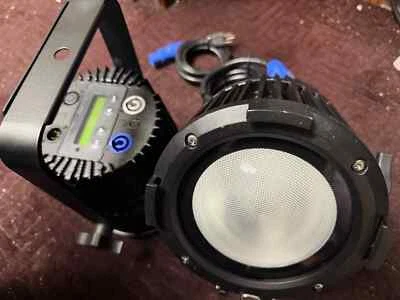 2 Used Chroma-Q Color One 100 RGBA Fixture, IP20, PowerCon and XLR 5-pin - Image 1 of 3