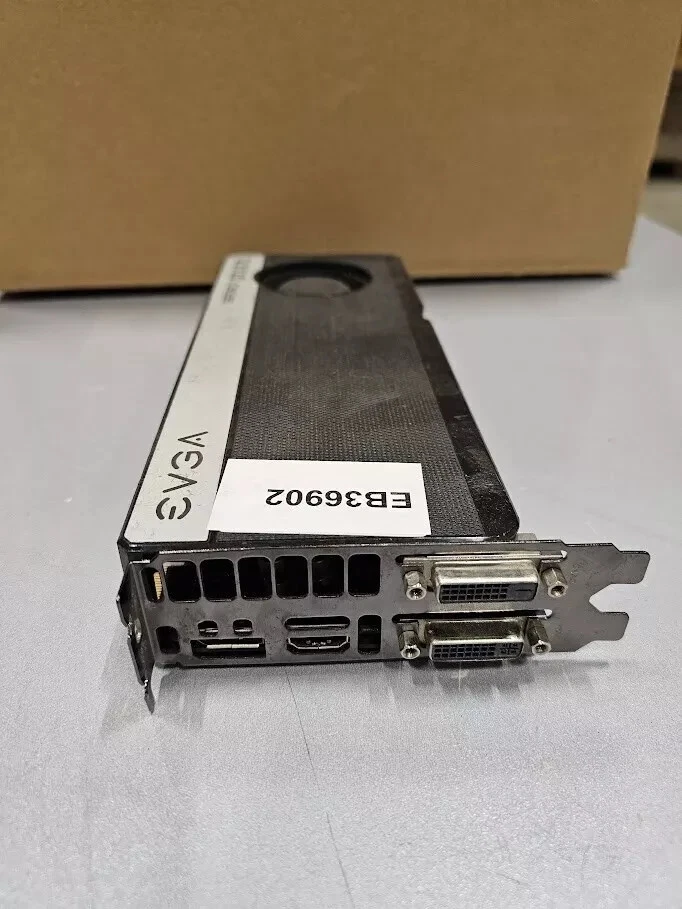 Scheda grafica EVGA GeForce GTX 670 2GB GDDR5 - Usata, perfettamente funzionante - Immagine 1 di 1