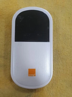 TG201 Huawei E5832 Internet Wifi Dongle Mobile Phone Read Description - Image 1 of 2