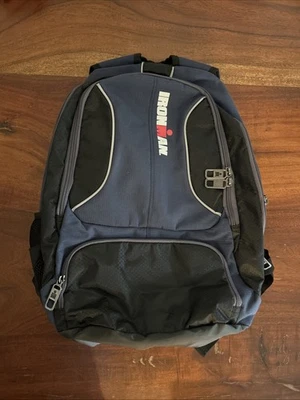 IRONMAN Mochila de Viaje Laptop Bolsillo Seco Azul Bordado Foto 1 de 4