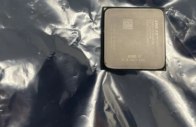 Socket AM3+ CPU de escritorio AMD FD8320FRW8KHK FX-8320 3,5 GHZ (8 núcleos) Foto 1 de 2