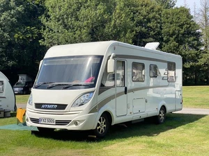 Hymer B698 (A-Class Luxury Motor Home) 2016 - Picture 1 of 13