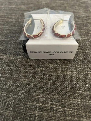 Pendientes de aro Avon de cerámica esmaltada rojos nuevos en caja Foto 1 de 3