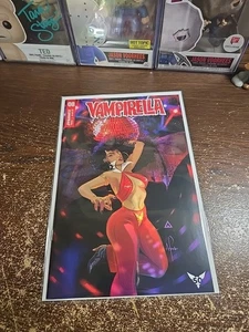 Vampirella #8 (Dynamite) - Bild 1 von 12